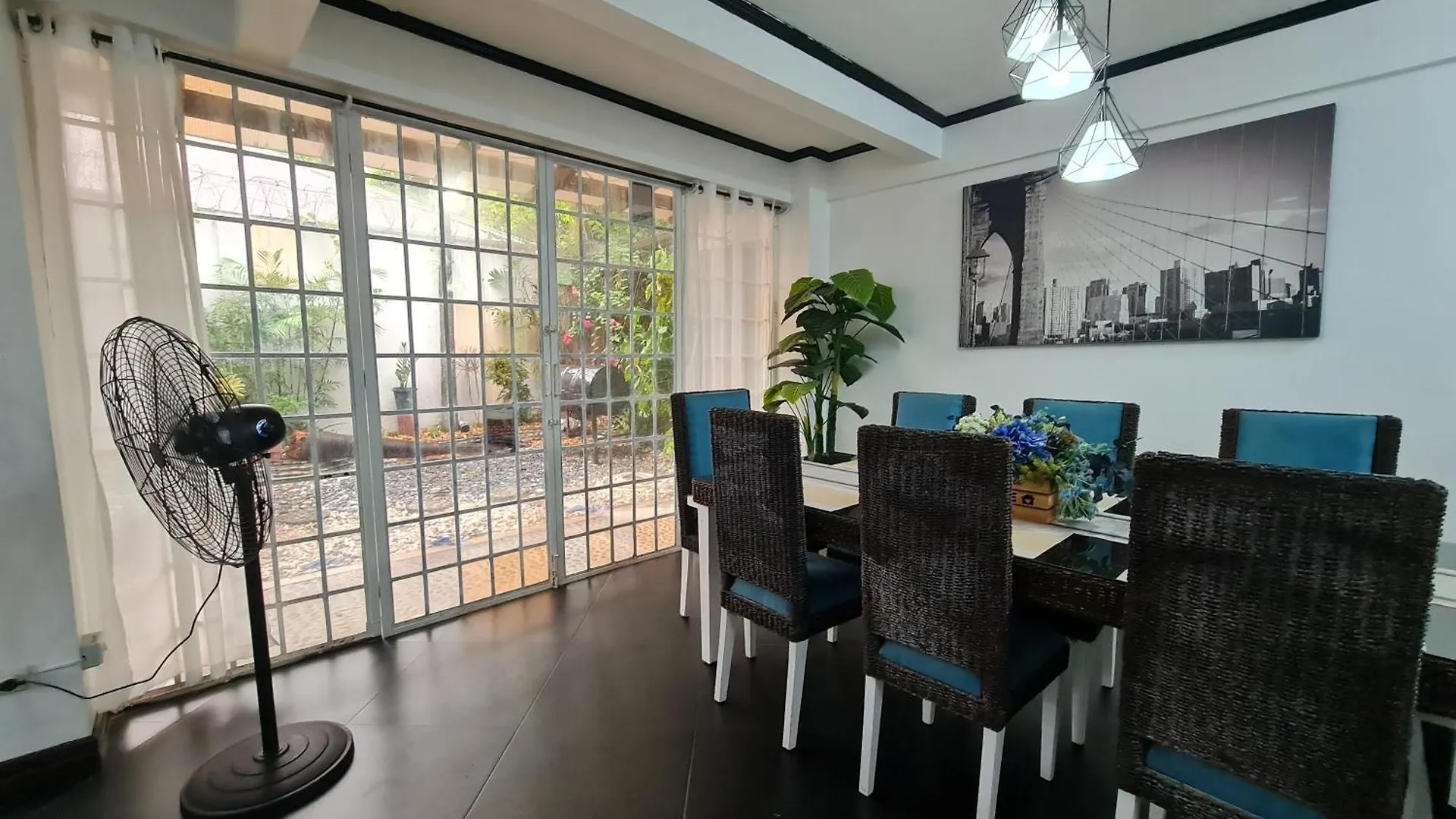 *** Hotel Casa Eliana Garden Villa By Sms Hospitality Angeles Philippines