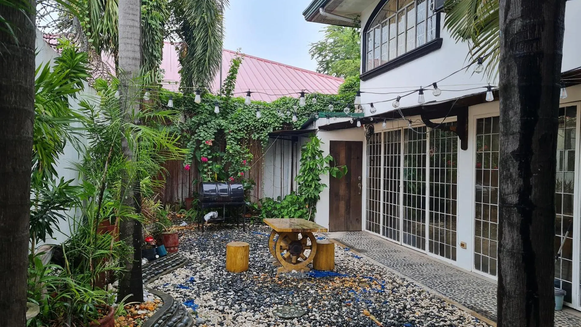 Casa Eliana Garden Villa By Sms Hospitality Angeles